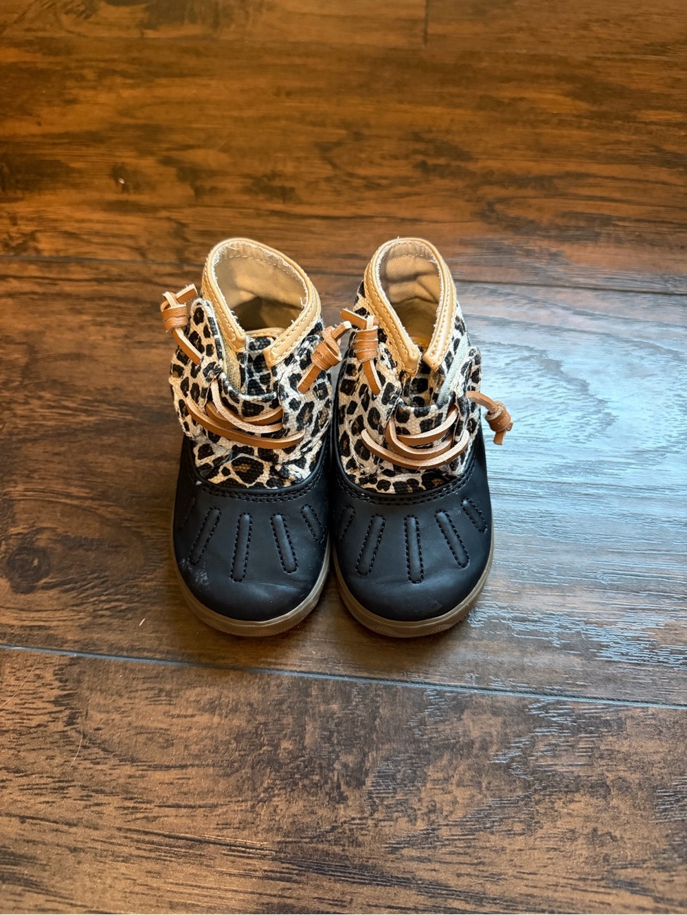 Sperry Kids Leopard Ankle Boots in Black and Tan